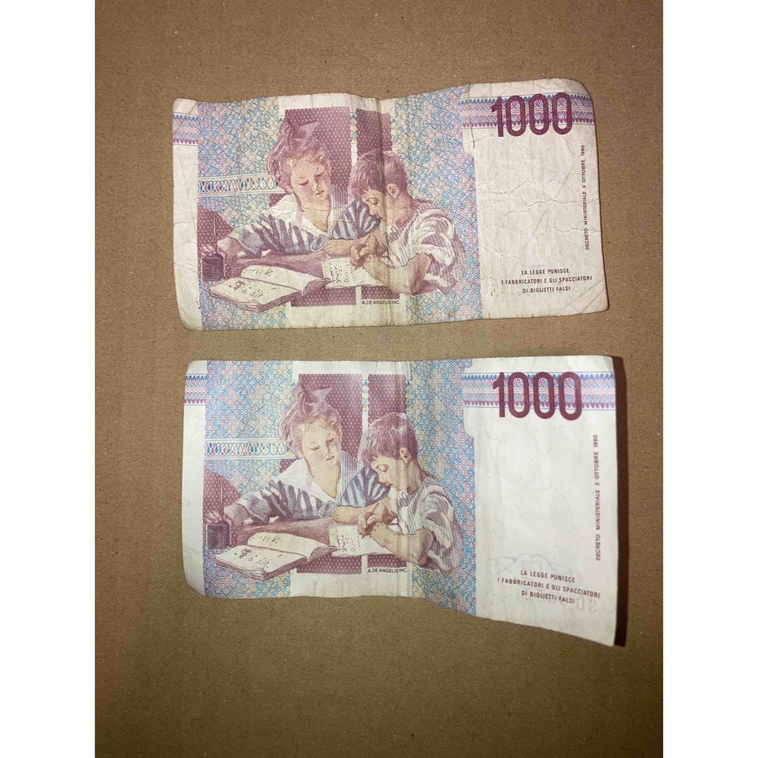 イタリア 旧紙幣 1000 LIRE MILLE 2枚 1000リラ エンタメ/ホビーの美術品/アンティーク(その他)の商品写真