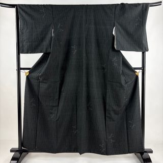 紬 身丈160cm 裄丈67.5cm 正絹 美品 名品 【中古】(着物)