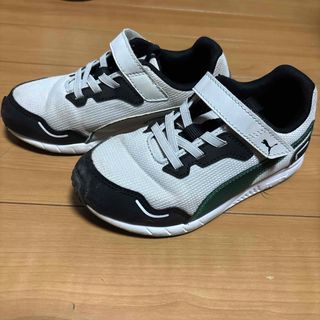 プーマ(PUMA)のPUMA スニーカー18cm(スニーカー)