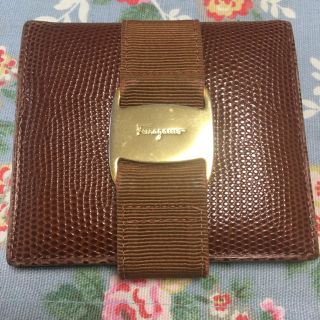 サルヴァトーレフェラガモ(Salvatore Ferragamo)の♡お茶様専用♡【フェラガモ 二つ折り財布 】(財布)