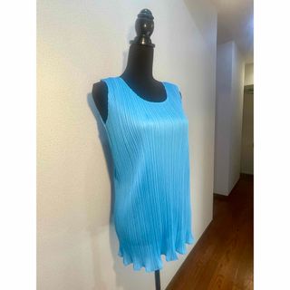 プリーツプリーズイッセイミヤケ(PLEATS PLEASE ISSEY MIYAKE)のプリーツプリーズ　カットソー　※同色スカーフ付き(カットソー(半袖/袖なし))