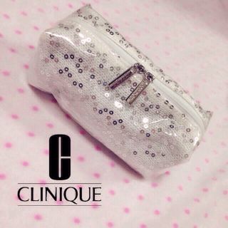 クリニーク(CLINIQUE)の新品 CLINIQUE ❤︎ ポーチ(ポーチ)