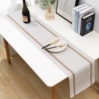 新品♡　 テーブルランナー　耐水　PVC　シンプル　白　おしゃれ　上品　北欧風(テーブル用品)