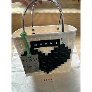 全信頼を寄せる MARNI（かごバッグ/ストローバッグ）のフリマアイテム一覧 バッグ