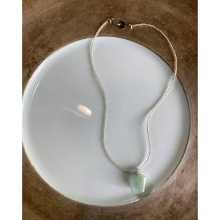 天然石とビーズのネックレス　ハンドメイド(ネックレス)