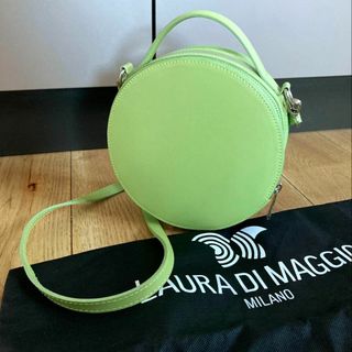 ローラディマッジオ(LAURA DI MAGGIO)の極美品◆LAURA DI MAGGIO　ムーンフォルムショルダーバッグ　グリーン(ショルダーバッグ)