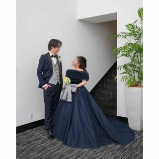実例写真！ジャケット、ベスト、パンツの3点セット スーツ ネイビー前撮りスリット(ウェディングドレス)