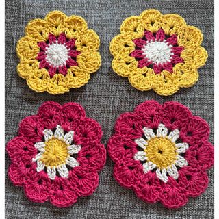 コースター4枚セット ハンドメイド かぎ針編み(キッチン小物)