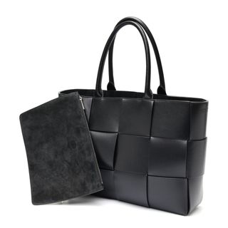 ボッテガヴェネタ(BOTTEGA VENETA)のボッテガヴェネタ / BOTTEGA VENETA　アルコ トート ミディアム　756682　カセット イントレチャート レザー　ブラック 【中古】 商品番号 S-158477(トートバッグ)