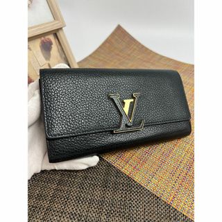 ルイヴィトン(LOUIS VUITTON)の✨美品✨LV　ルイ・ヴィトン ポルトフォイユ・カプシーヌ　長財布　ブラック(財布)