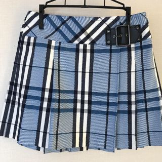 バーバリー(BURBERRY)のBURBERRY BLUE LABEL♣︎美品♣︎春夏素材スカート(ミニスカート)