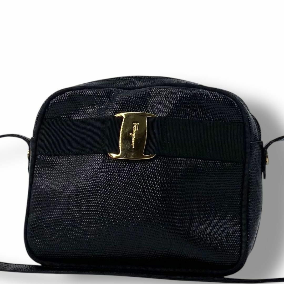 フェラガモ リザード型押し ヴァラリボン ショルダーバッグ レザー ブラック Salvatore Ferragamo - フェラガモ リザード型押し ヴァラリボン