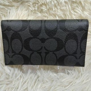 コーチ(COACH)の美品 COACH PVCシグネチャー カードケース スマホケース グレー 黒(長財布)