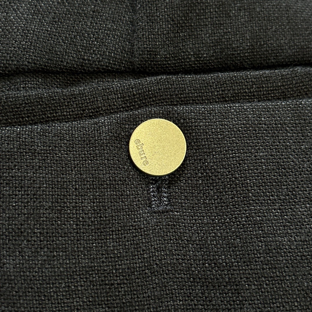 ebure(エブール)のebure エブール リネン タックワイドパンツ EXCELLAファスナー 36 レディースのパンツ(その他)の商品写真