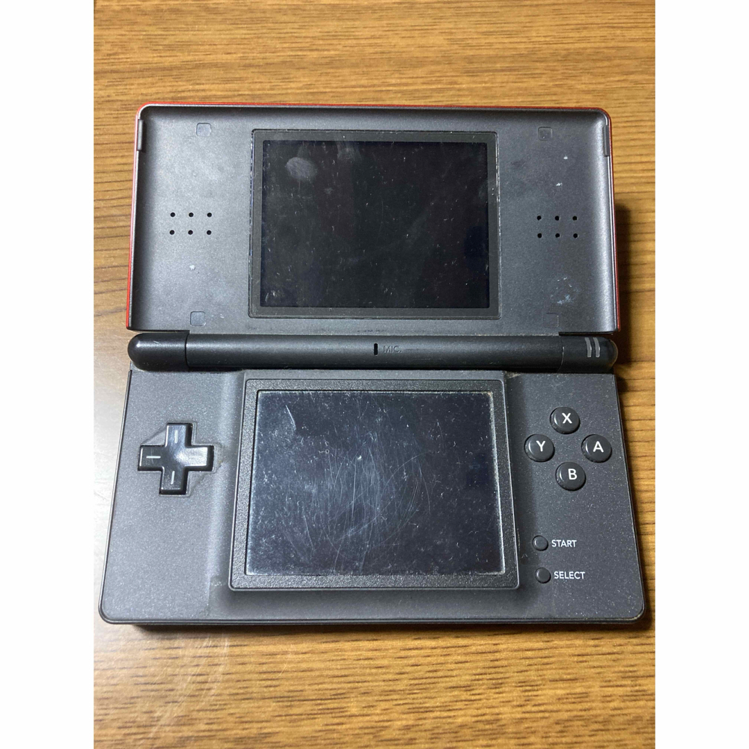 任天堂(ニンテンドウ)のニンテンドーDS 本体・ソフト エンタメ/ホビーのゲームソフト/ゲーム機本体(家庭用ゲーム機本体)の商品写真