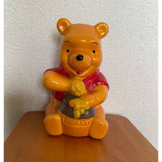 くまのプーさん　陶器　貯金箱(キャラクターグッズ)