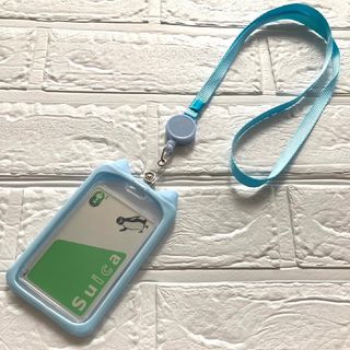 【匿名配送】ねこ耳　水色　トレカホルダー　リール付きネックストラップ　推し活用(パスケース/IDカードホルダー)