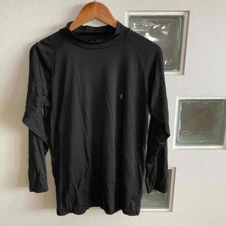 薄手素材　黒色トップス(Tシャツ/カットソー(七分/長袖))