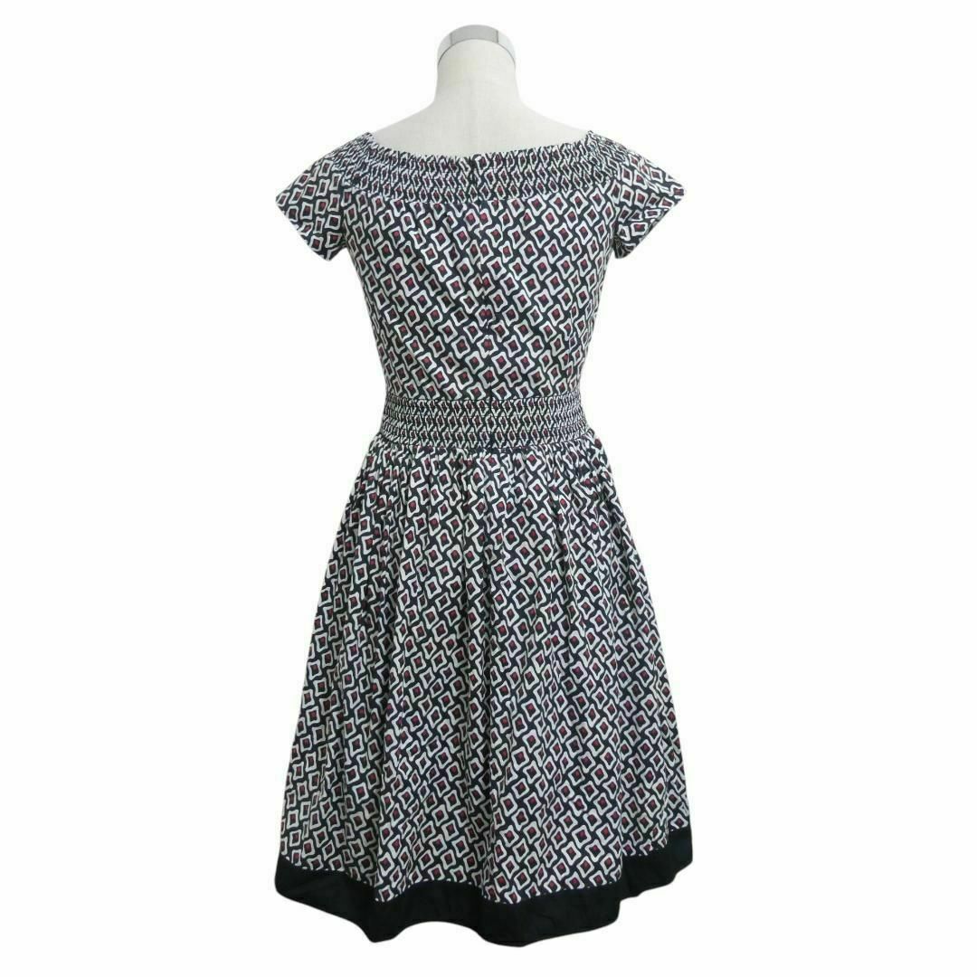 PRADA(プラダ)の美品 PRADA 幾何学模様 総柄 名作 膝丈 半袖 フレア ワンピース レディースのワンピース(ひざ丈ワンピース)の商品写真