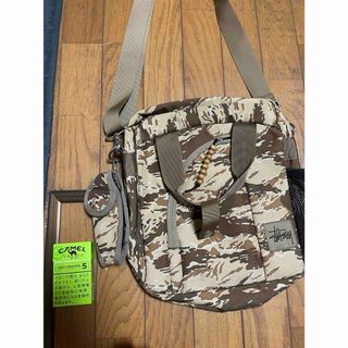 ステューシー(STUSSY)のステューシー　タクティカル　ショルダーバッグ(ショルダーバッグ)