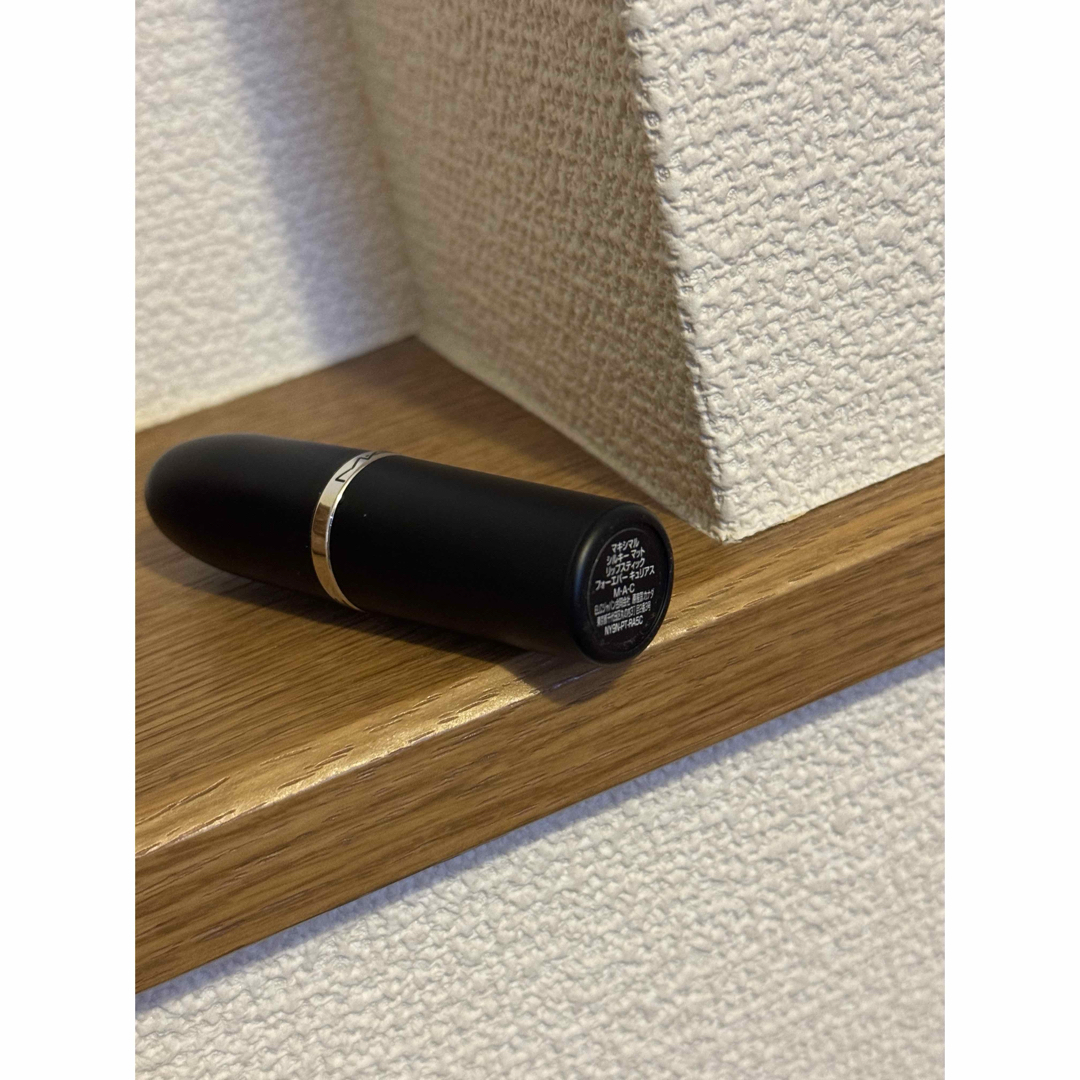 MAC(マック)のMAC マキシマルシルキーマットリップスティックフォーエバーキュリアス コスメ/美容のベースメイク/化粧品(口紅)の商品写真