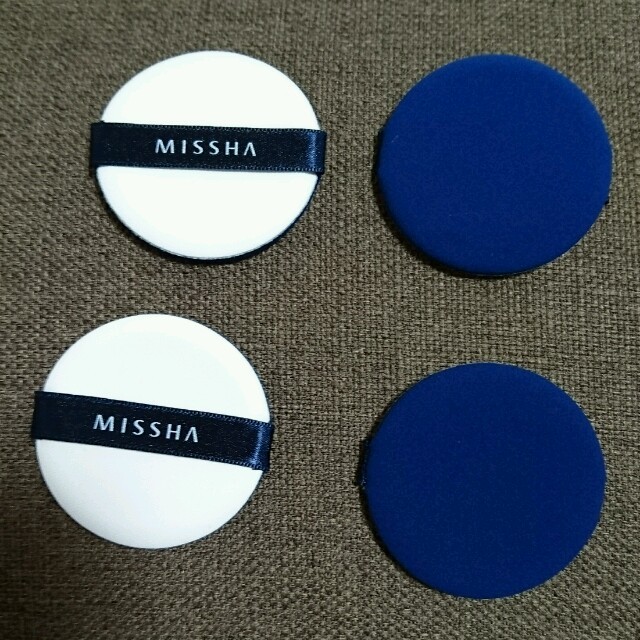 MISSHA(ミシャ)のミシャ クッションファンデ用パフ コスメ/美容のスキンケア/基礎化粧品(フェイスローラー/小物)の商品写真