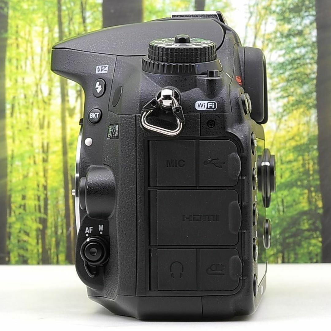 超安い Nikon - Nikon D7200 ボディ☆WiFi搭載の高性能中級機カメラの デジタルカメラ