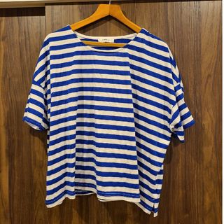 【美品】青と白のストライプ Tシャツ Mサイズ　半袖　綿　コットン100%(Tシャツ(半袖/袖なし))