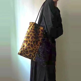 ヒョウ柄×スパンコール トートバッグ(トートバッグ)