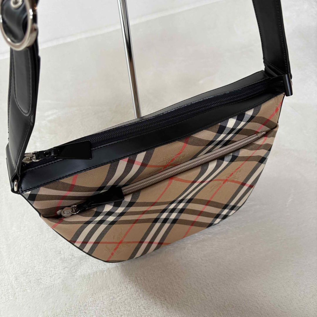【極美品】BURBERRY ショルダーバッグ レザー ノバチェック ホースロゴ BURBERRY - バーバリー ノバ チェック シャドーホース