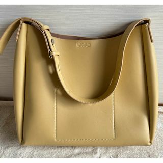 ザラ(ZARA)の【美品】ZARA ショルダー バッグ(ショルダーバッグ)