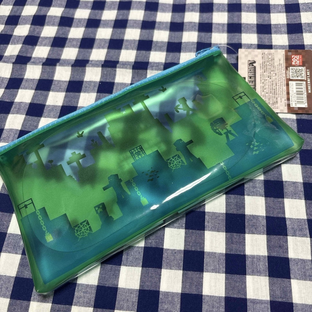 Minecraft(マインクラフト)のビニールフラットクリアポーチ マインクラフト ブルー Minecraft 新品 インテリア/住まい/日用品の文房具(ペンケース/筆箱)の商品写真