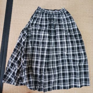 ハニーズ(HONEYS)のフレアスカート ブラックホワイト チェック(ひざ丈スカート)