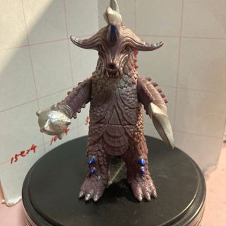 バンダイ(BANDAI)のウルトラシリーズソフビ バラバ バンダイ 高さ13センチ 両手胴体尾っぽ可動(特撮)