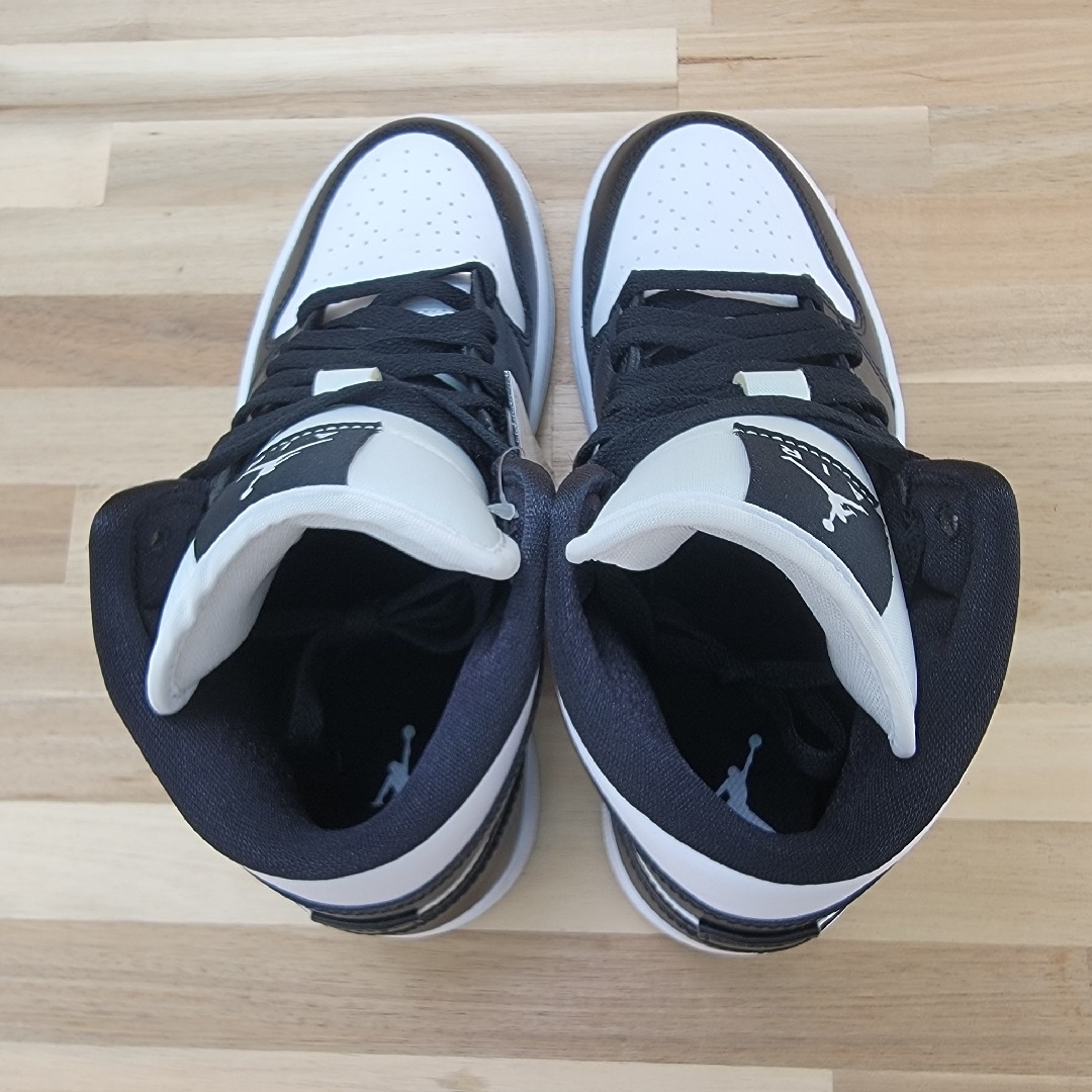 Jordan Brand（NIKE） - ナイキ ウィメンズ エアジョーダン1