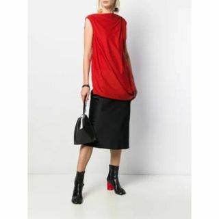 リックオウエンス(Rick Owens)の新品未着用　Rick Owens　トップス　46　イタリア製(カットソー(半袖/袖なし))