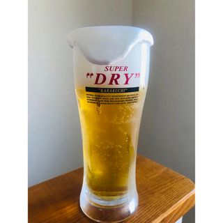 食品サンプル　ビール　溢れる泡！　アサヒスーパードライ　水滴付き(置物)