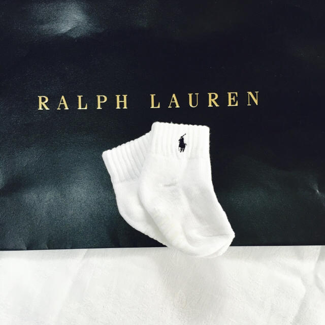 Ralph Lauren(ラルフローレン)の1点のみ！大特価ラルフ新品☆ロンT80&ソックスセット出産祝いに キッズ/ベビー/マタニティのベビー服(~85cm)(Ｔシャツ)の商品写真