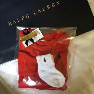 ラルフローレン(Ralph Lauren)の1点のみ！大特価ラルフ新品☆ロンT80&ソックスセット出産祝いに(Ｔシャツ)