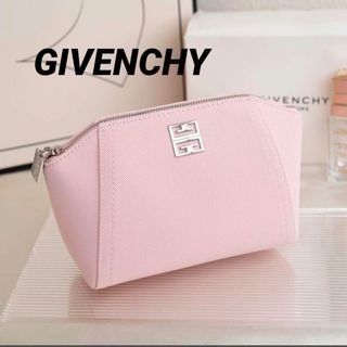 新品正規品　GIVENCHY ノベルティ　大ポーチ(ポーチ)