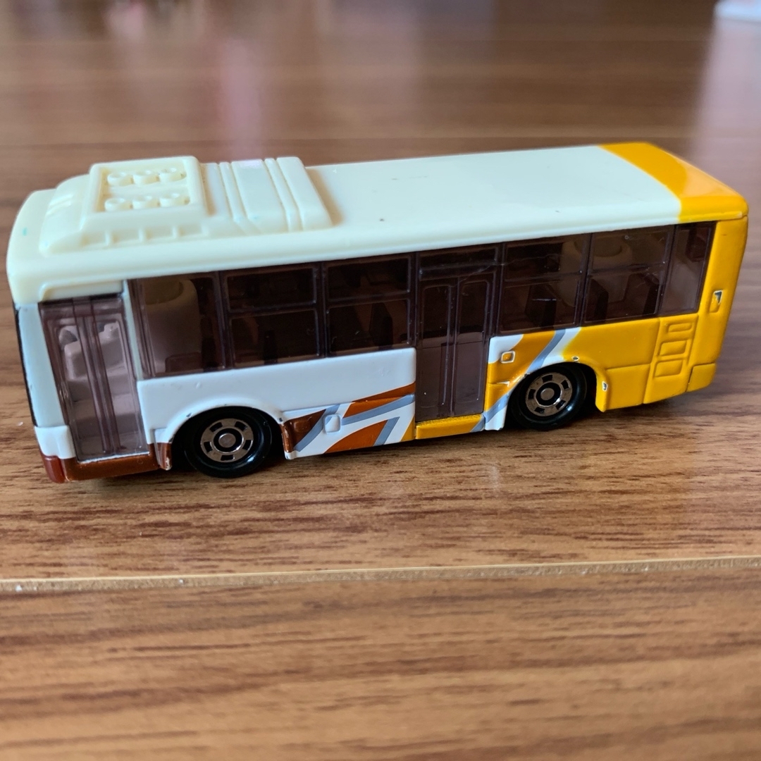 ミニカー エンタメ/ホビーのおもちゃ/ぬいぐるみ(ミニカー)の商品写真
