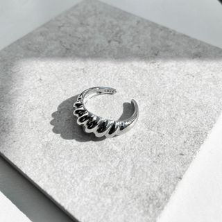 シルバーリング　指輪　925　シンプル　ねじり　オープンリング　サイズフリー(リング(指輪))