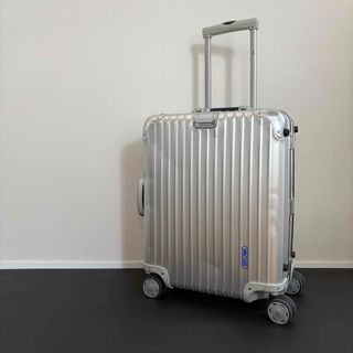 リモワ(RIMOWA)の青ロゴ・廃盤　RIMOWA TOPAS CABIN 45L キャリーケース　4輪(スーツケース/キャリーバッグ)