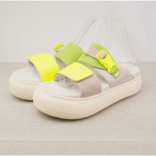 プーマ(PUMA)の美品 PUMA スウェード マユ サンダル ウィメンズ 24cm(サンダル)