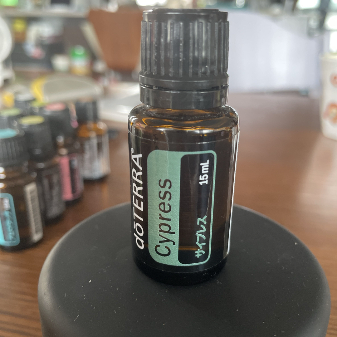 doTERRA - doTERRAドテラ エッセンシャルオイル サイプレス