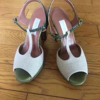 定価39,000円　グリーンベージュオープントゥサンダル 37.0(サンダル)