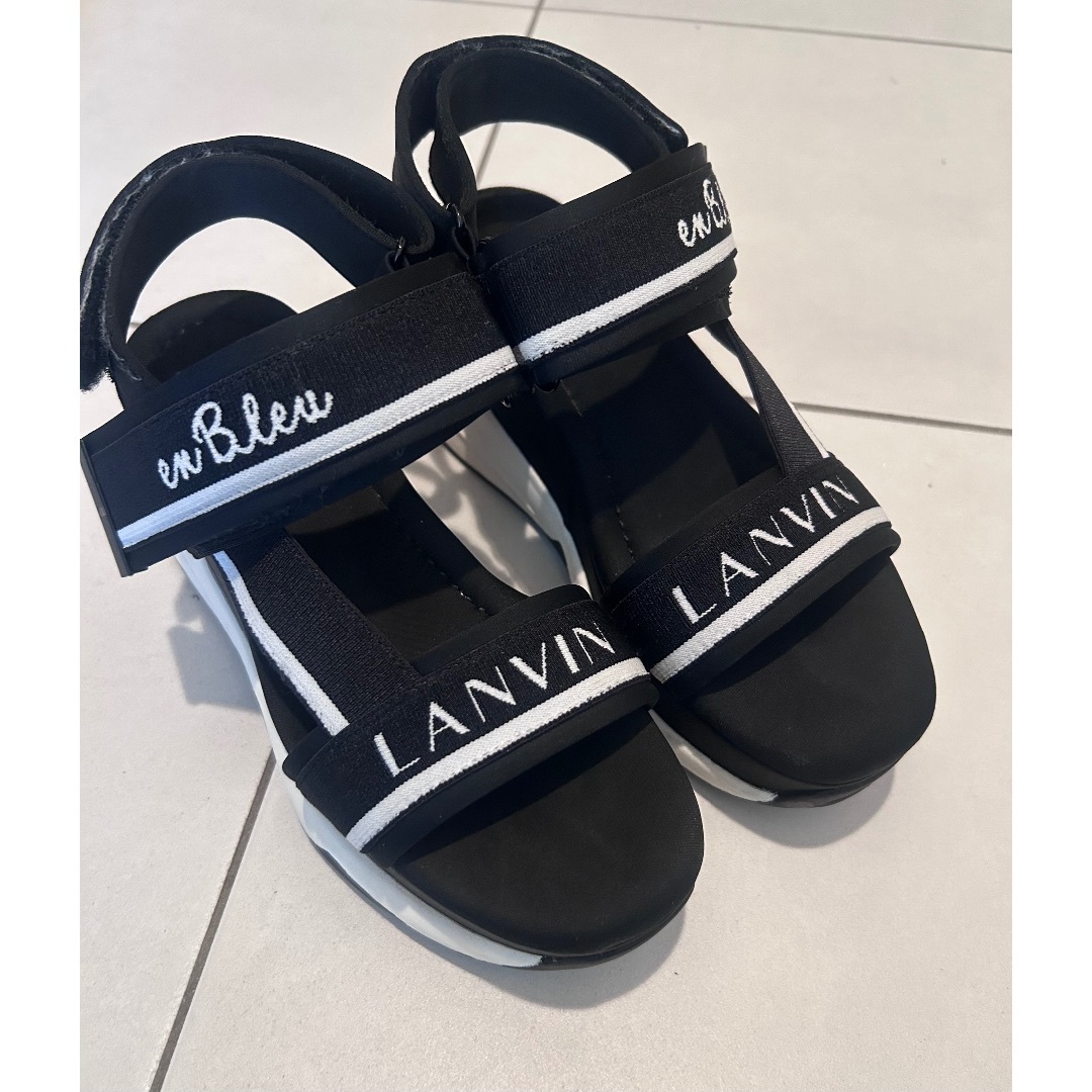 偉大な LANVIN プラットフォームバックストラップサンダル - Bleu en 靴