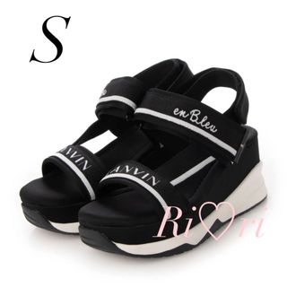 ランバンオンブルー(LANVIN en Bleu)のプラットフォームバックストラップサンダル （ブラック）(サンダル)