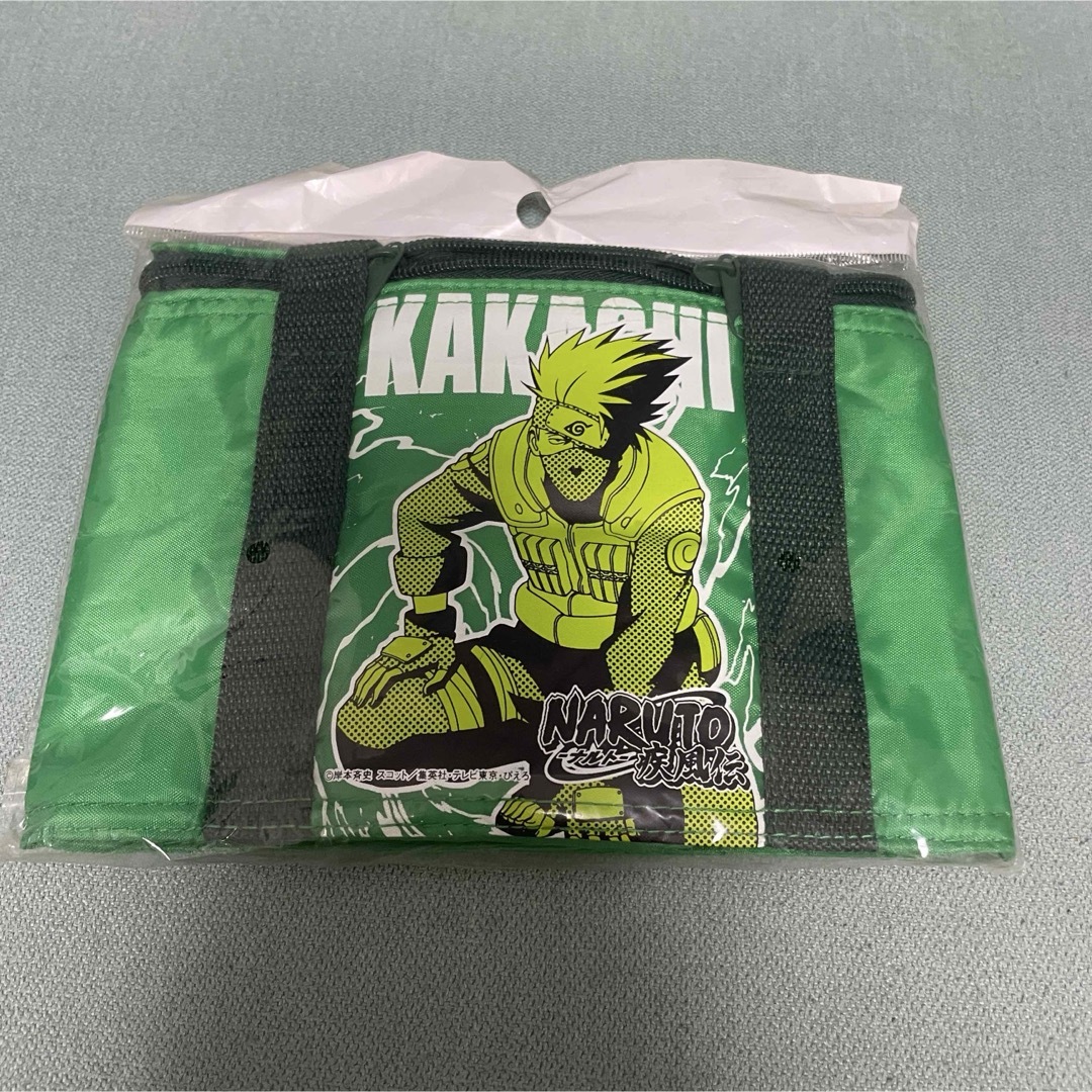 ナルト、カカシ、保冷バック エンタメ/ホビーのおもちゃ/ぬいぐるみ(キャラクターグッズ)の商品写真