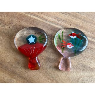 【新品】ガラスの団扇の箸置き(2つ)(カトラリー/箸)